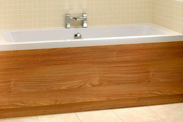 Деревянный экран под ванну