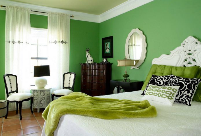 зеленая спальня в тон с текстилем