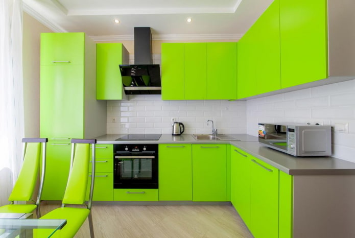 дизайн кухни в ярко-зеленых тонах