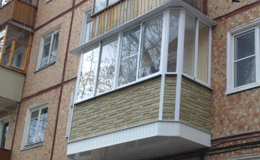 Декоративная отделка балкона снаружи