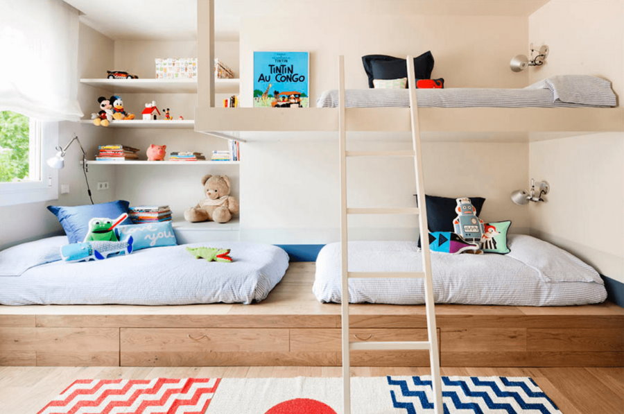 Подвесная кровать для ребенка в квартире-студии