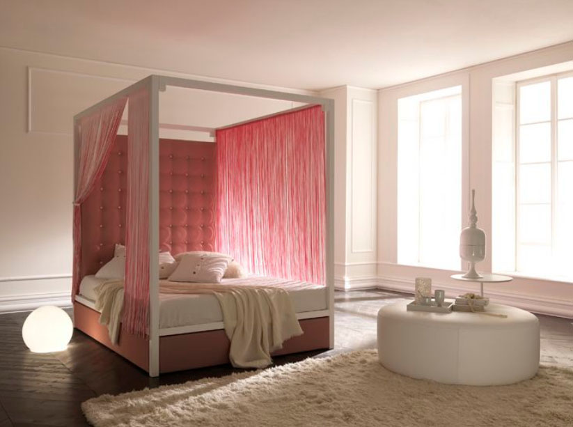 Дизайн кровати в розовом цвете в интерьере спальни