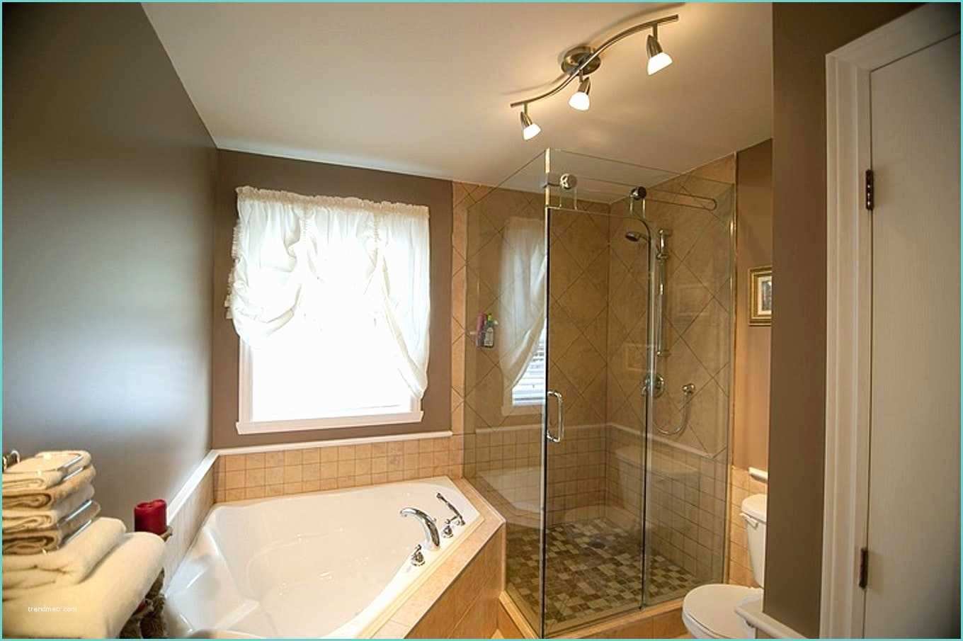 ванна и душевая кабина в одной комнате план