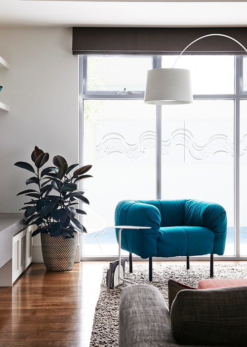 Contemporary Living Room by Sisalla Interior Design