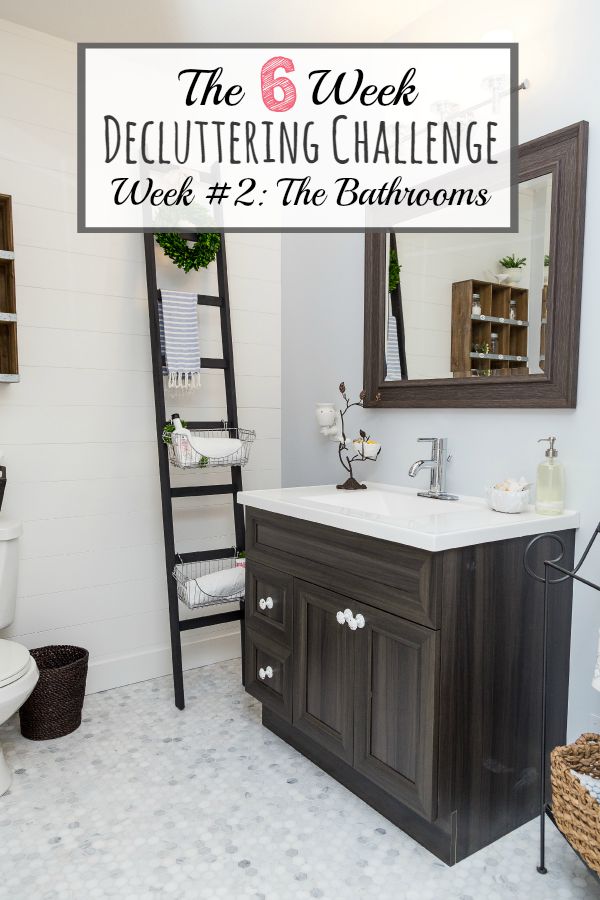 How to declutter your bathroom. Tips, ideas, and a free printable to get you started!